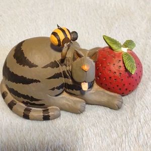 Willraye Studio- Summer Treat Cat figure